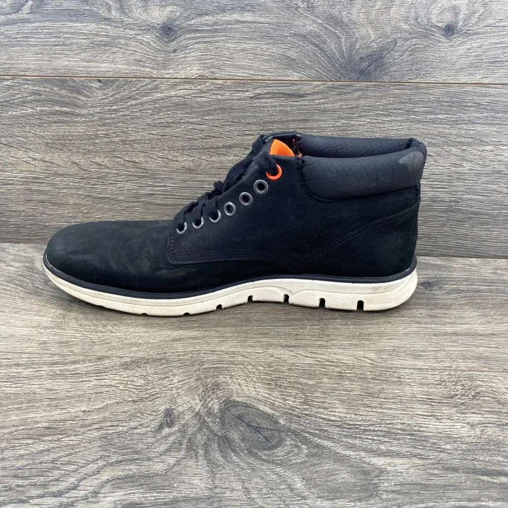 Timberland SensorFlex Chukka Boots Mens 7.5 Black Nubuck Leather A1TVB